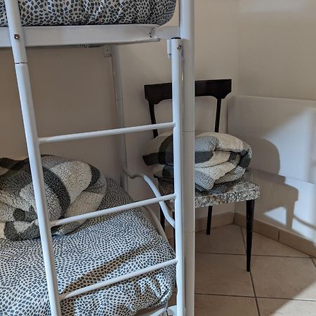 La Casa Degli Alberi Villa Dolceacqua Luaran gambar