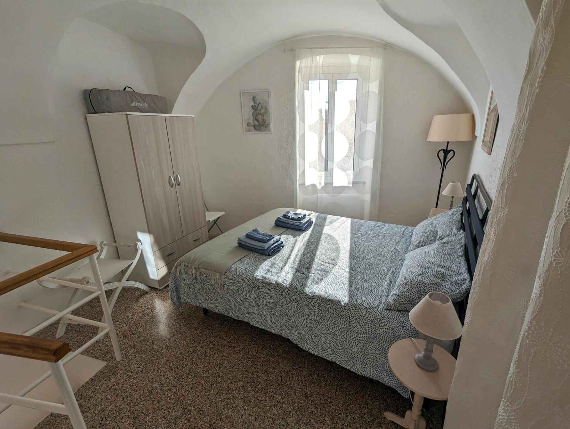 La Casa Degli Alberi Villa Dolceacqua Luaran gambar